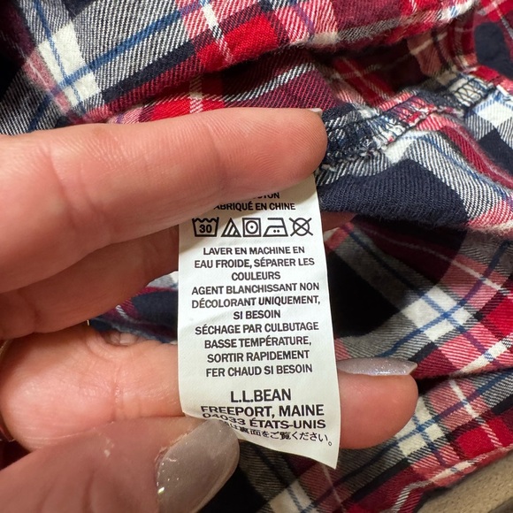 L.L. Bean Red and Navy Blue Flannel Button Down Shirt - Picture 4 of 5